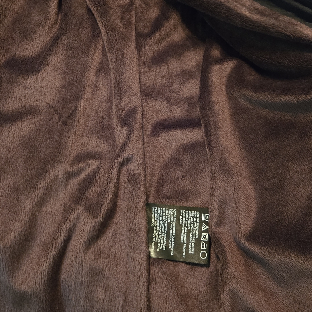 Women's Quilted Black Vest with Brown Faux Fur Lining, Size L - Picture 10 of 13